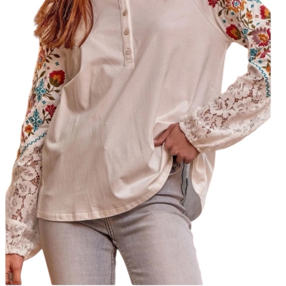 Faveur Savanna Jane Long Embroidered Sleeve White Knit Top